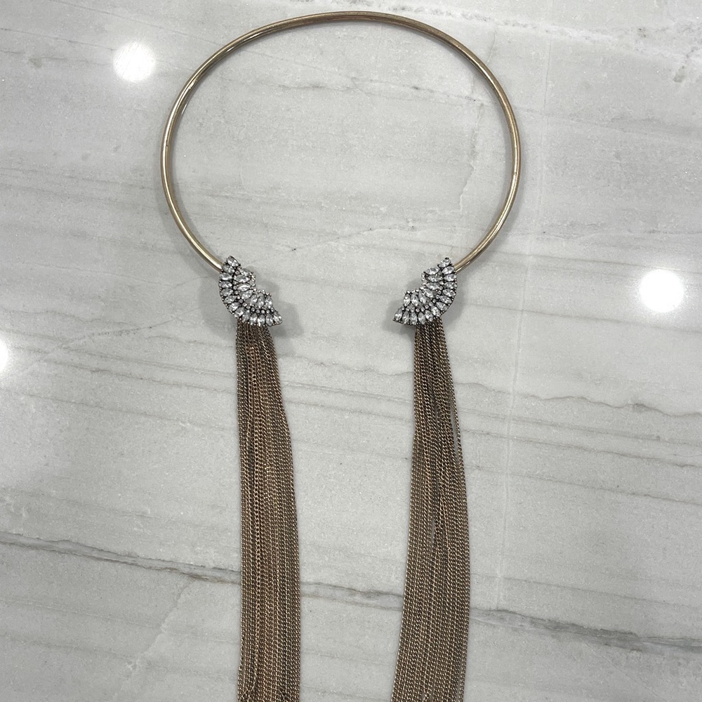 Gold chain necklace